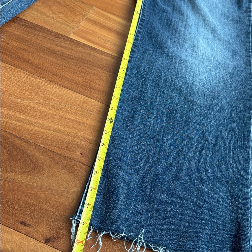 Judy Blue straight leg - Picture 6 of 11